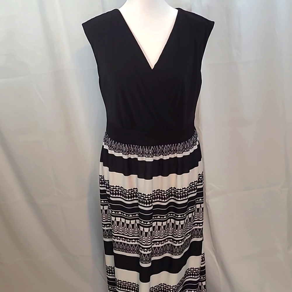 AB Studio Women's Long Sleeveless Dress